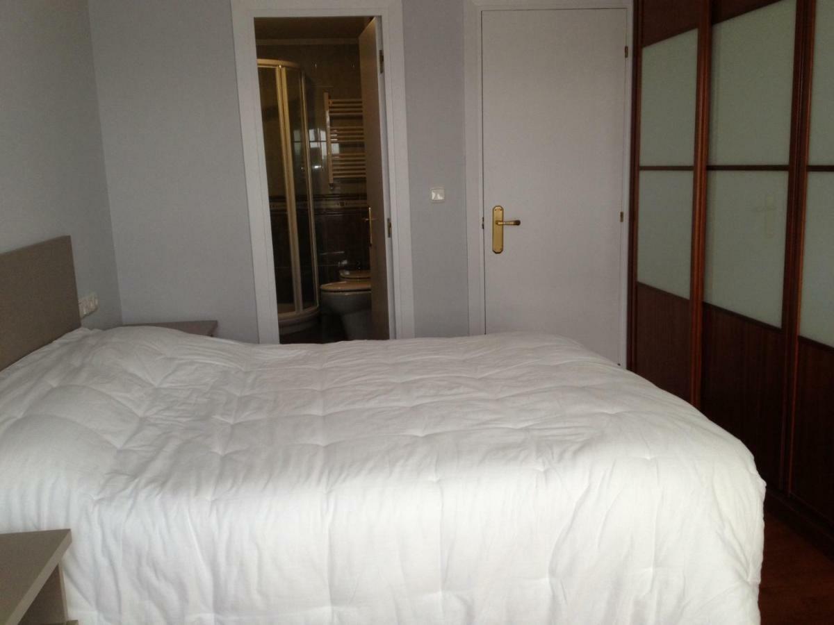 Txingudi by Basquelidays Apartment Hondarribia Bagian luar foto