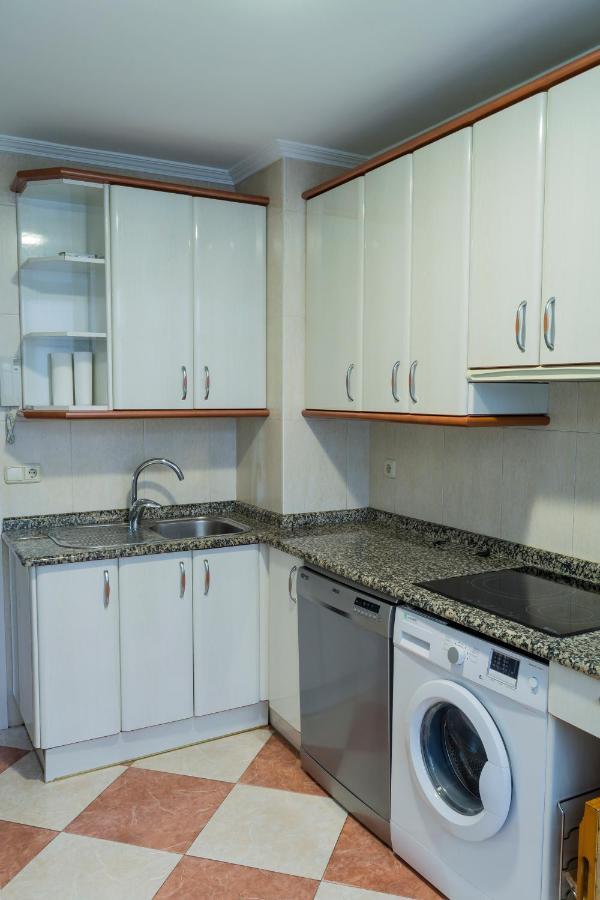 Txingudi by Basquelidays Apartment Hondarribia Bagian luar foto